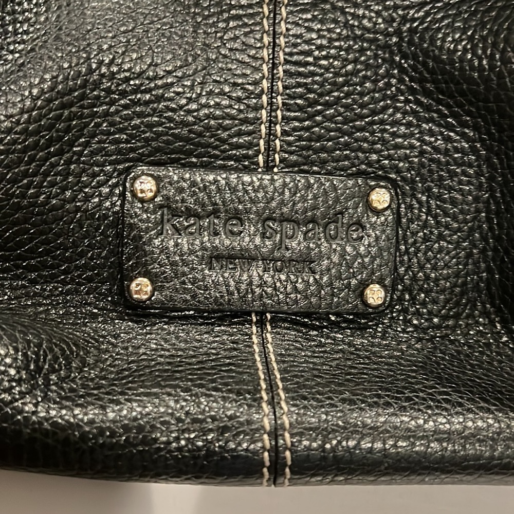 Kate spade purse with handle straps - Picture 2 of 13